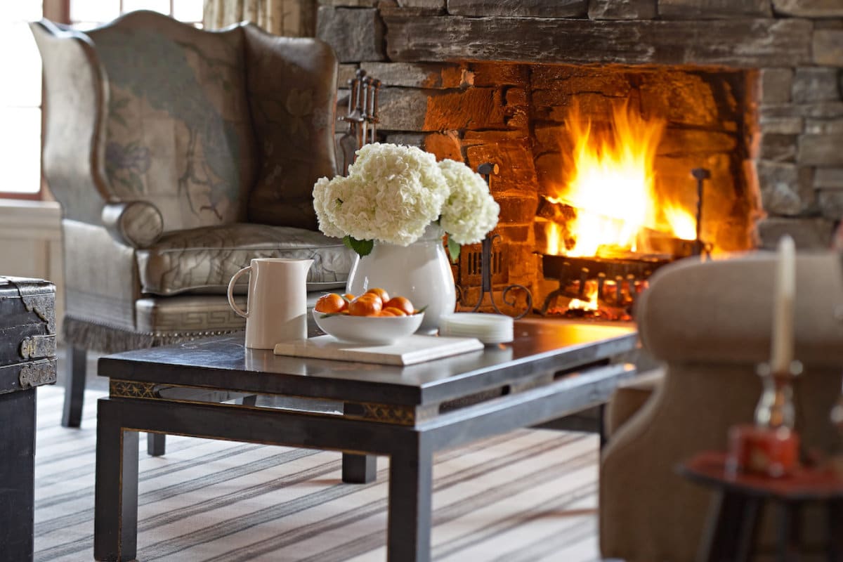 view of fireplace with flames