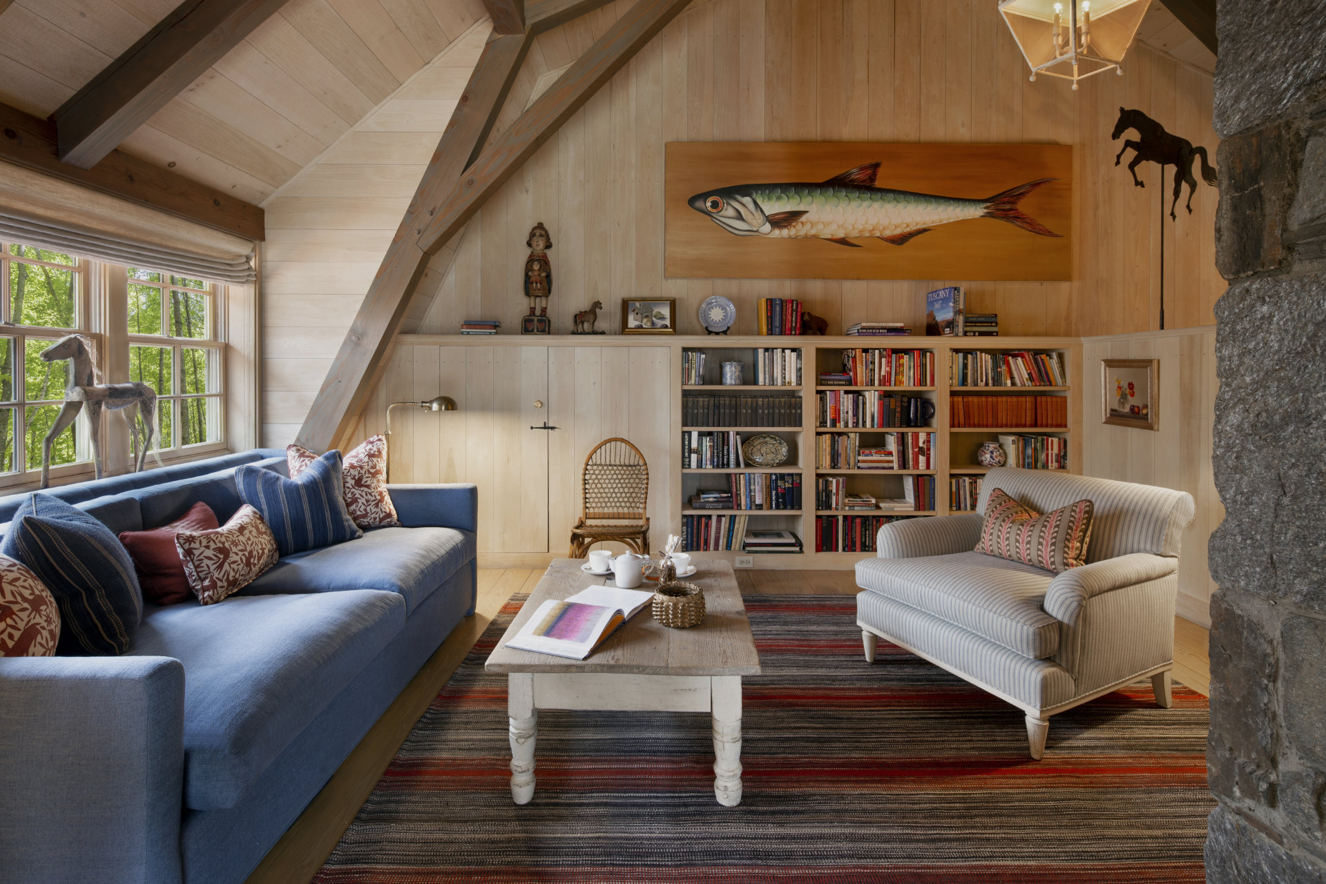 barn sitting area